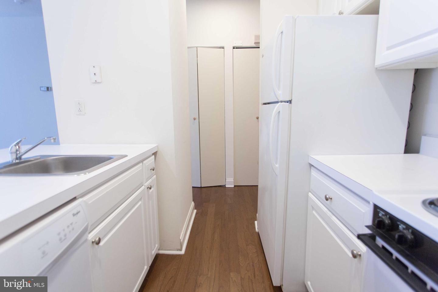 1600-1 Walnut St #1105 Property Photo 10