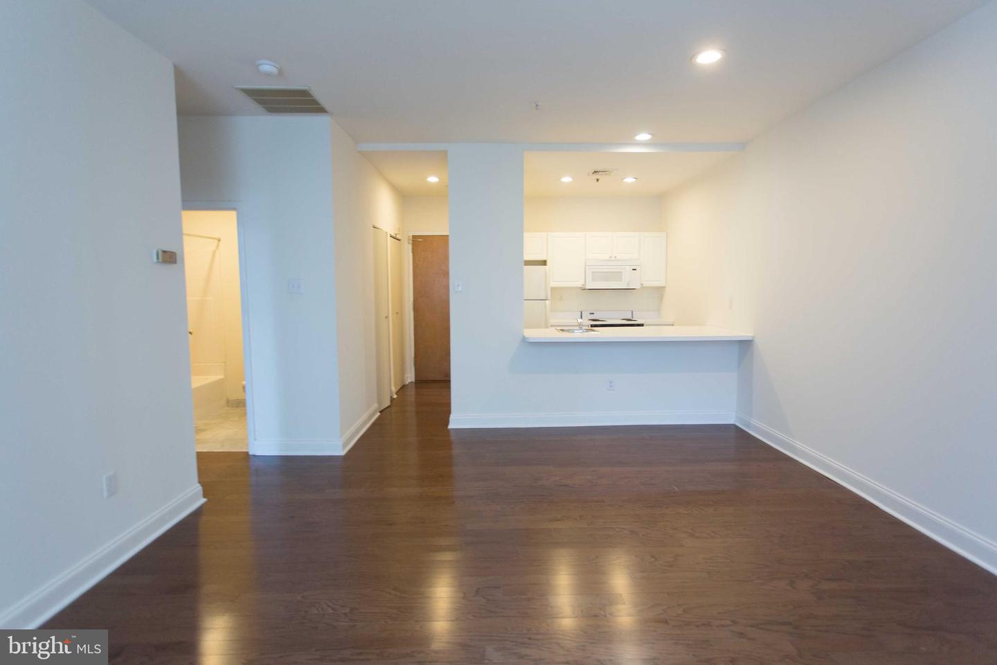 1600-1 Walnut St #1105 Property Photo 14