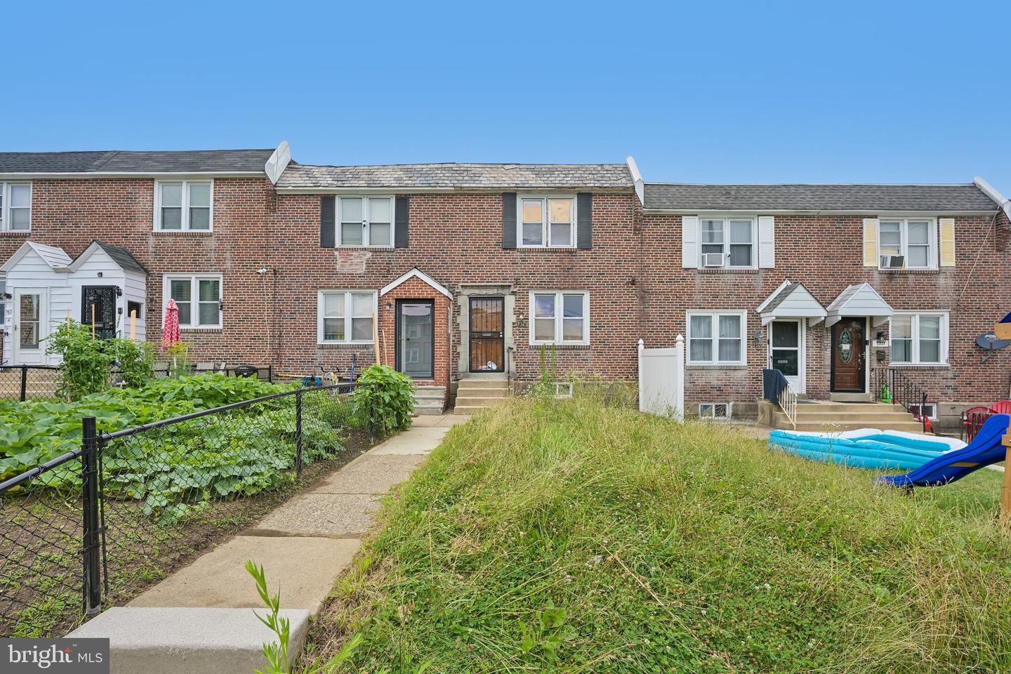 7343 Woodcrest Ave Property Photo 1