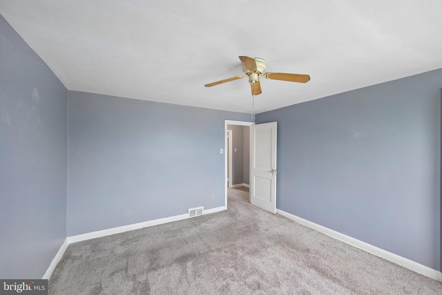 7343 Woodcrest Ave Property Photo 10