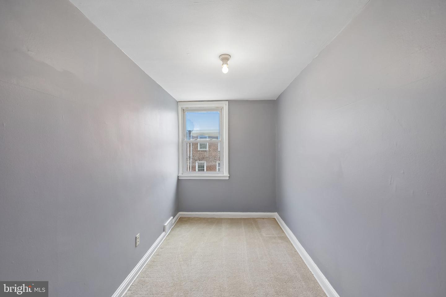 7343 Woodcrest Ave Property Photo 11