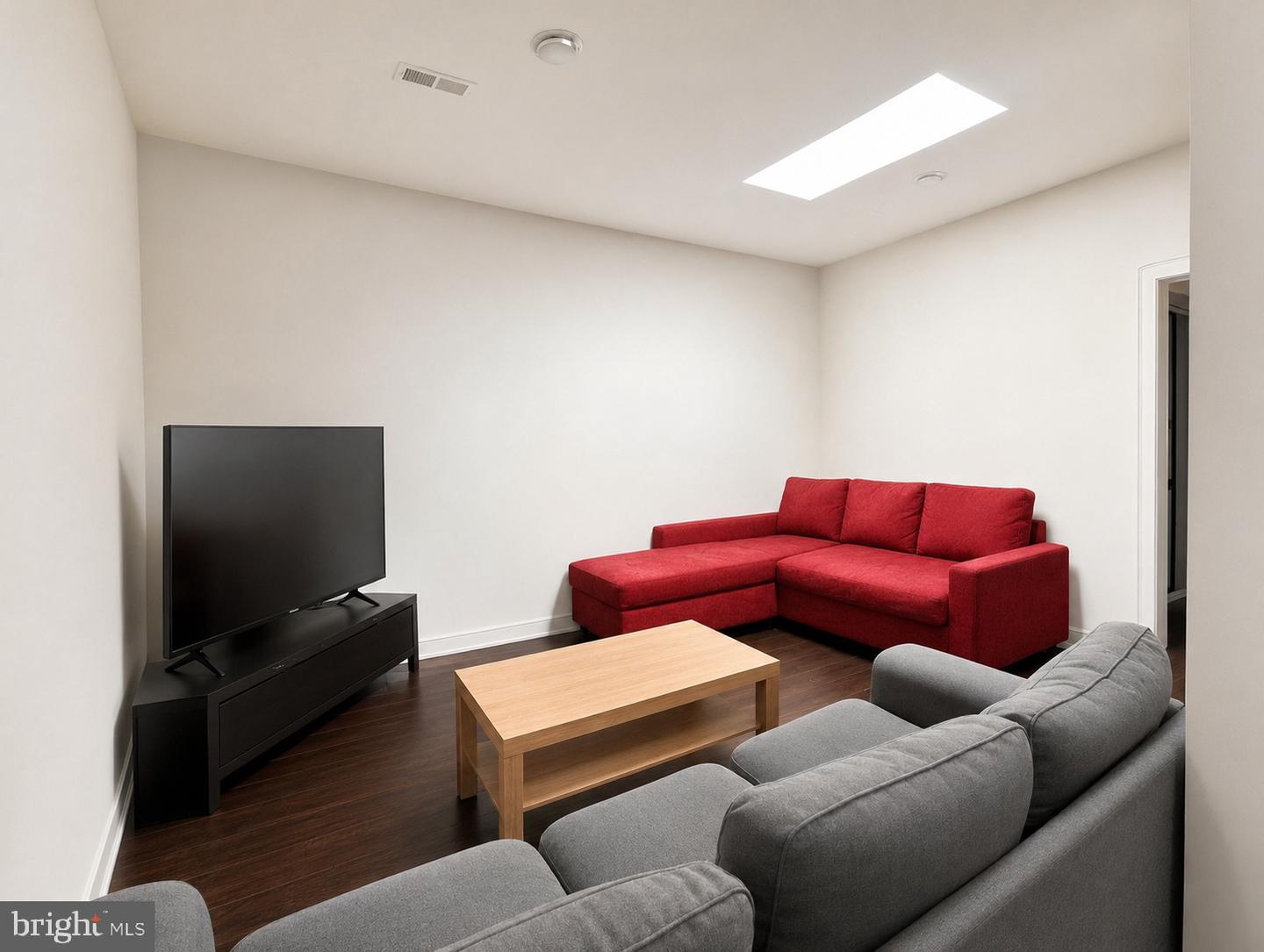416-18 N Wiota St #unit 3 Property Photo 11