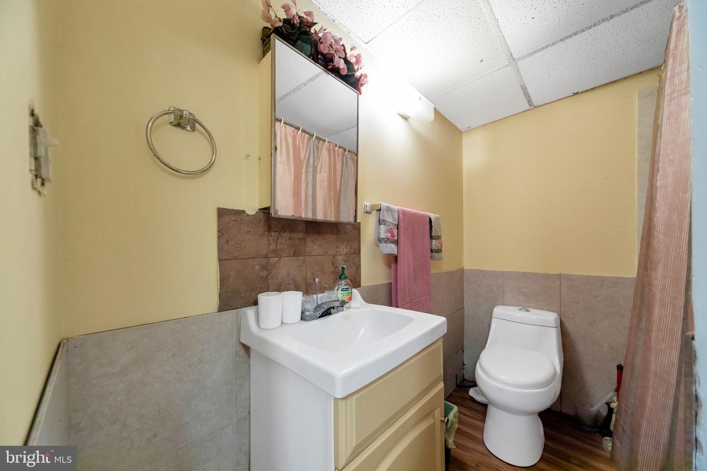 1442 N 59th St Property Photo 28