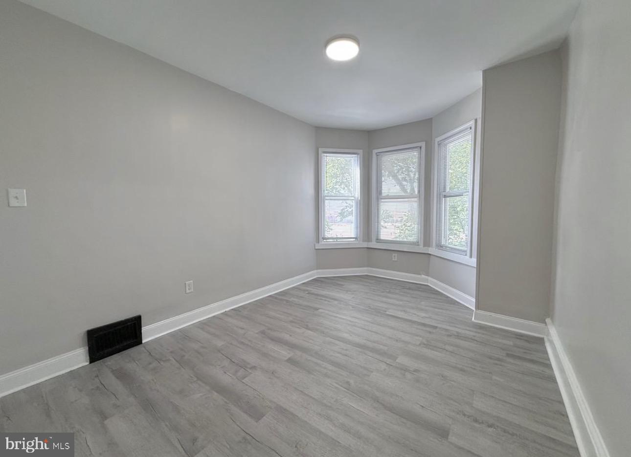 5717 Haverford Ave Property Photo 11