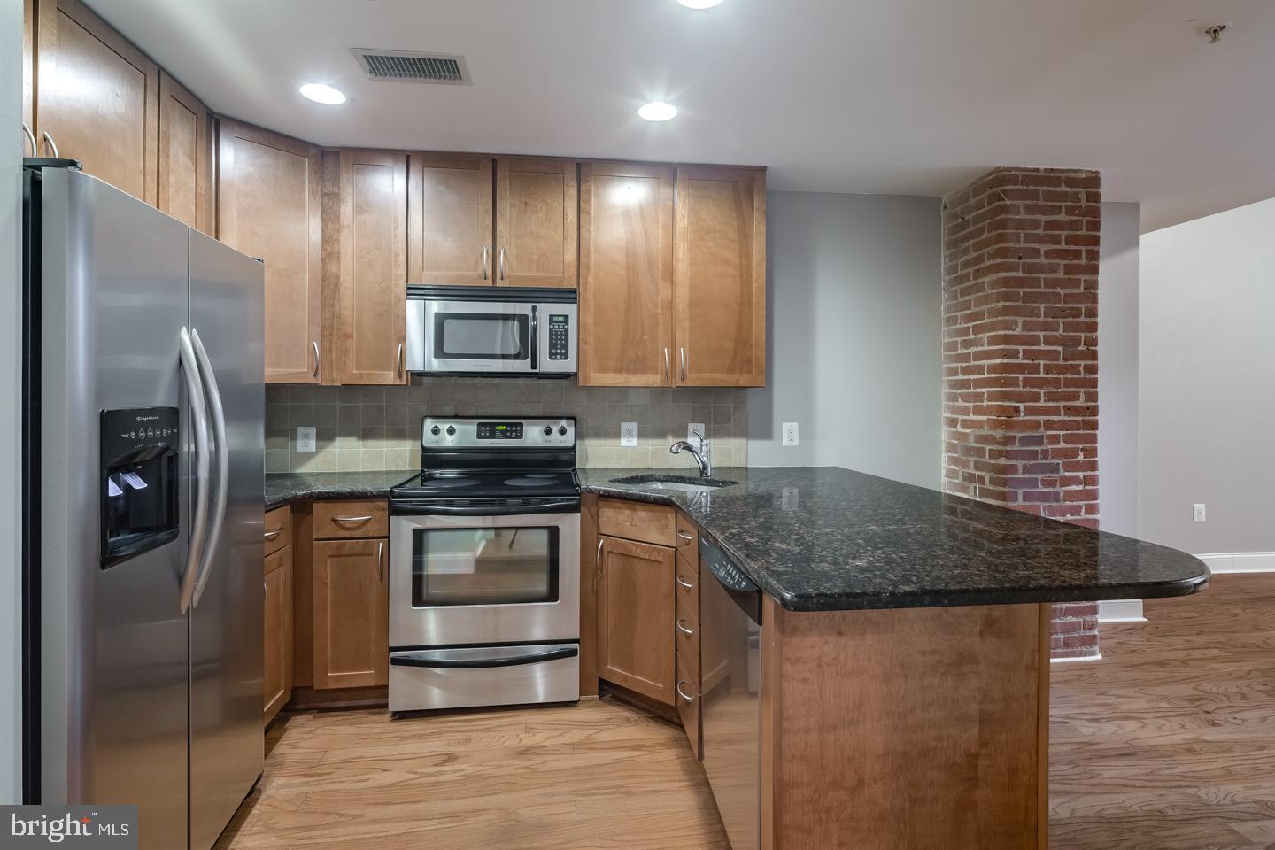 1100 S Broad St #unit 15a Property Photo 2