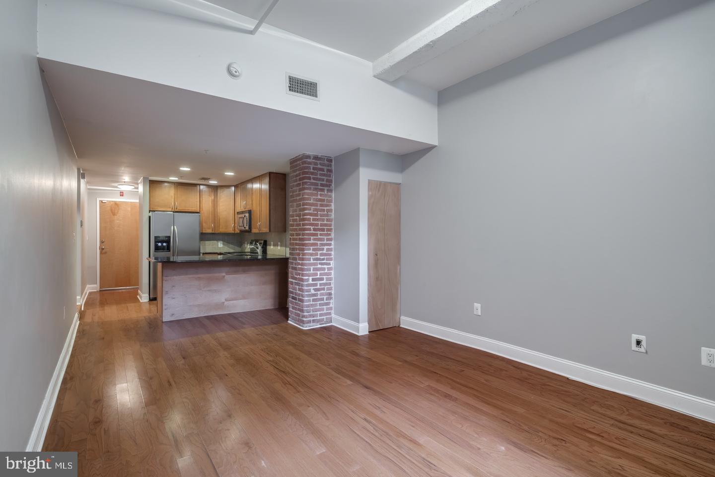 1100 S Broad St #unit 15a Property Photo 5