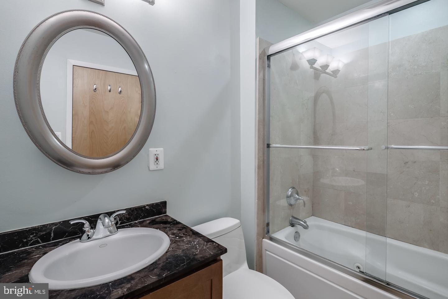 1100 S Broad St #unit 15a Property Photo 9