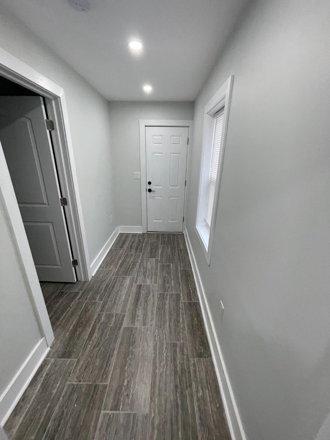 2517 E Somerset St Property Photo 15