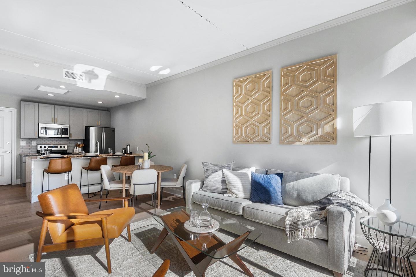60 N 23rd St #1110 Property Photo 8