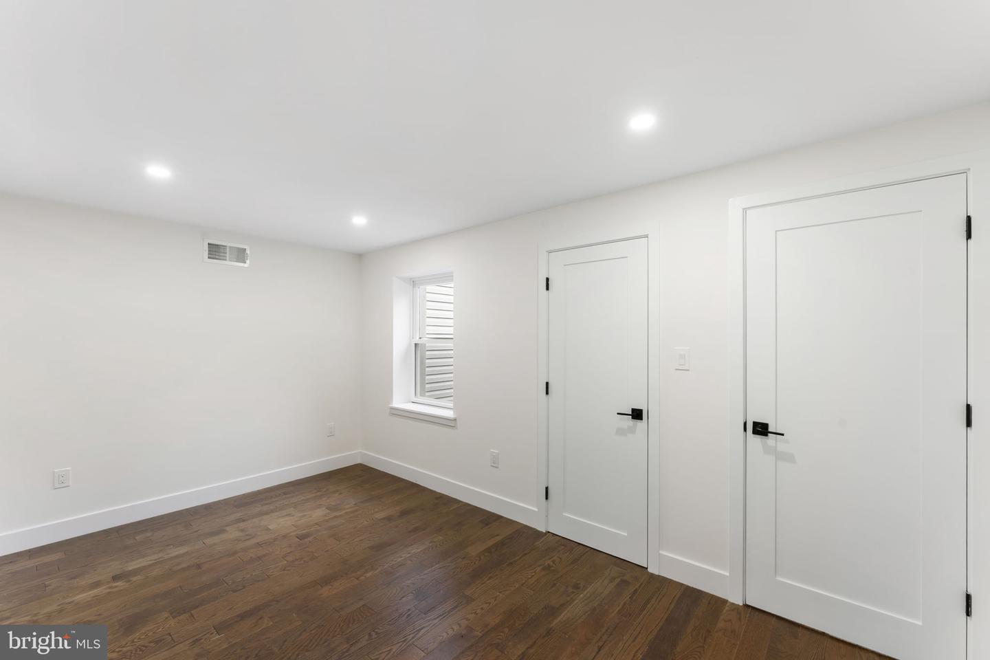 1307 N Randolph St Property Photo 12