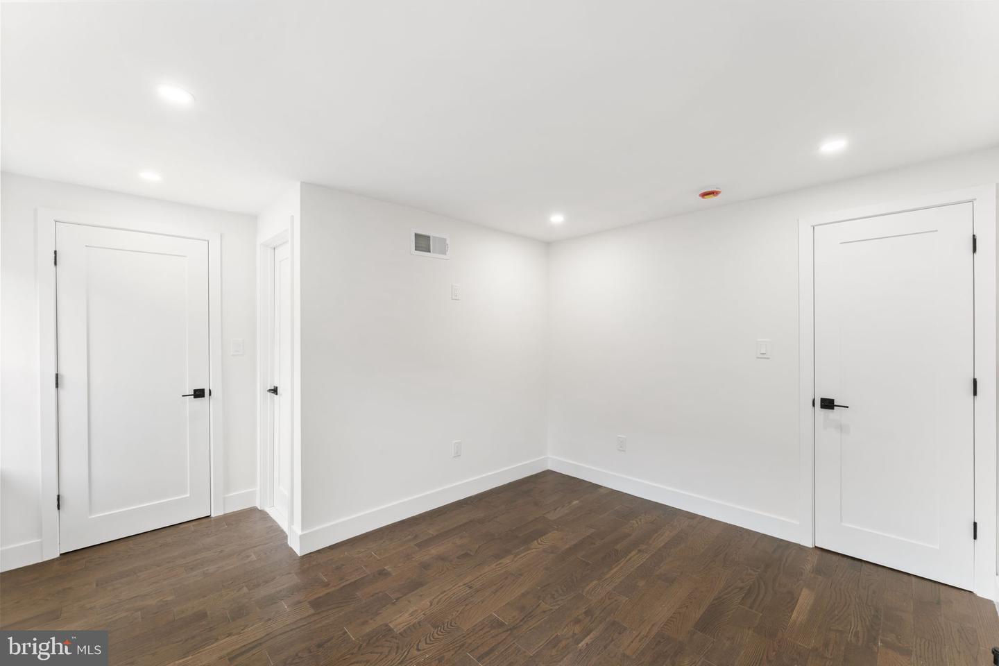 1307 N Randolph St Property Photo 16