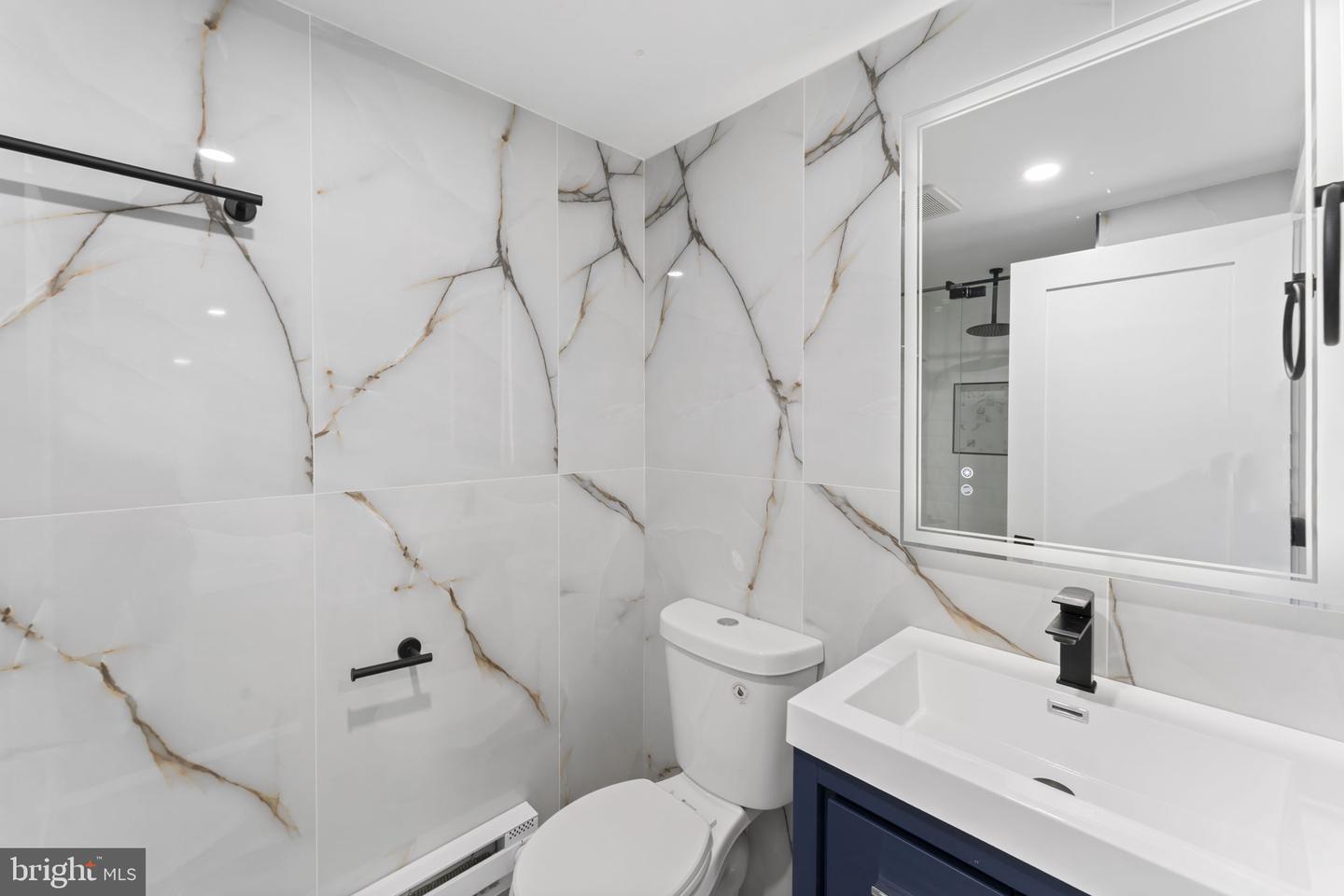 1307 N Randolph St Property Photo 20