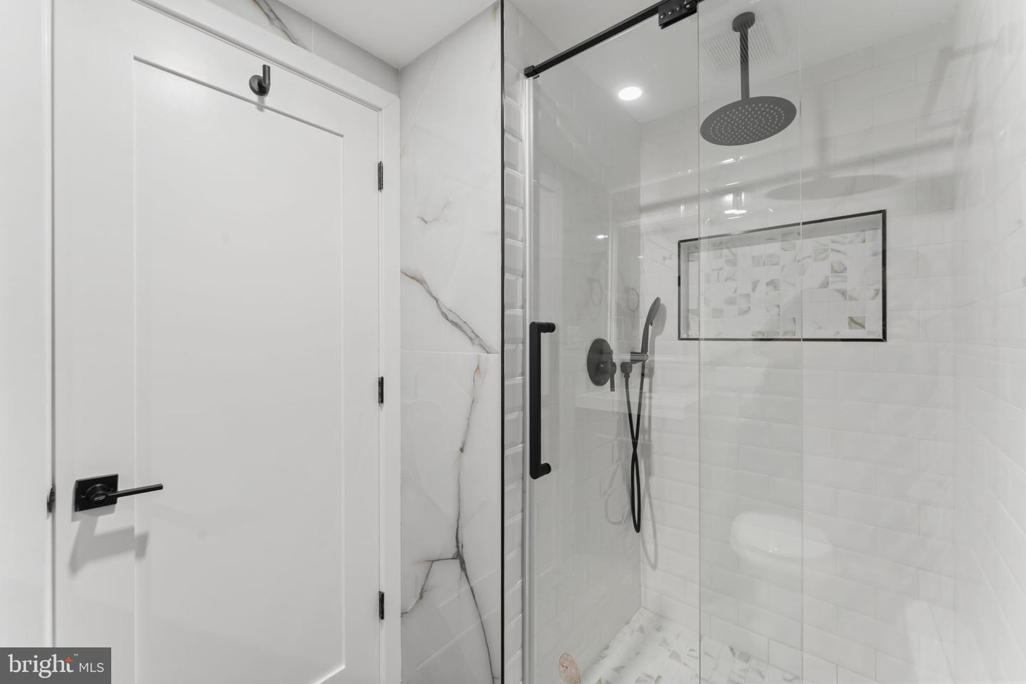 1307 N Randolph St Property Photo 21