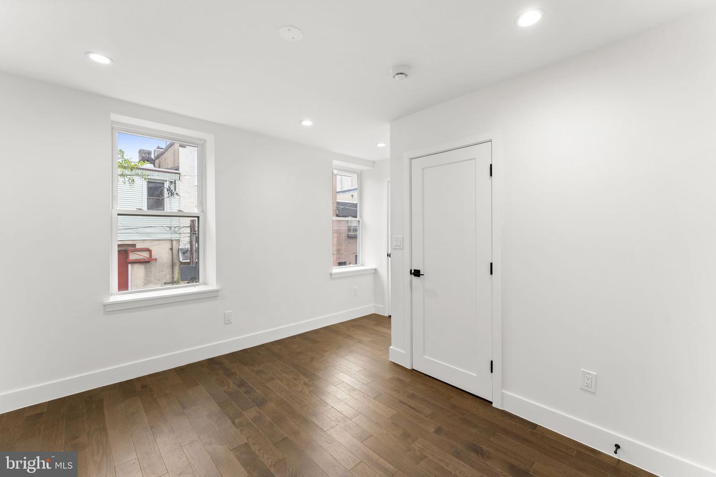 2165 E Firth St Property Photo 14