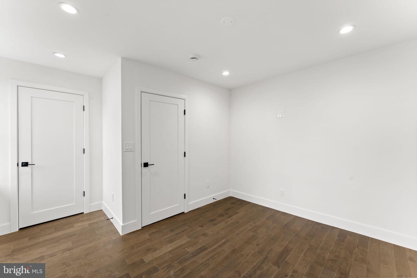 2165 E Firth St Property Photo 15
