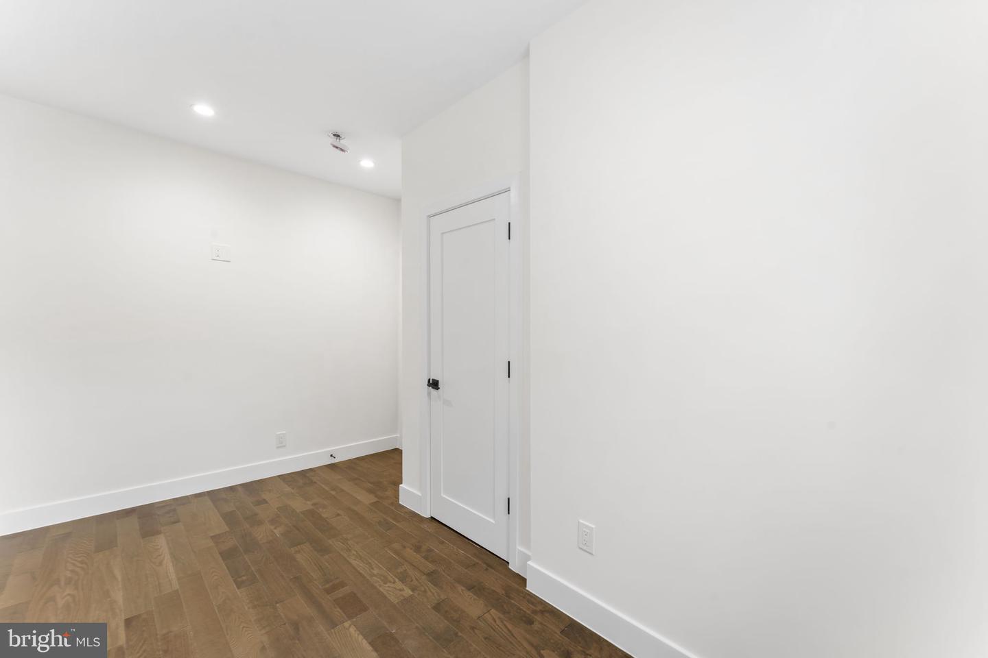 2165 E Firth St Property Photo 20