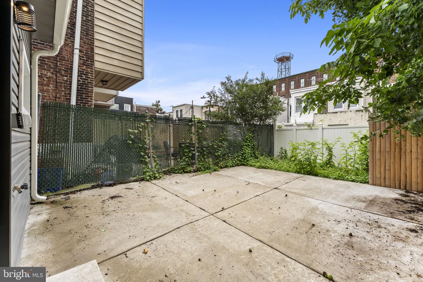 2165 E Firth St Property Photo 24