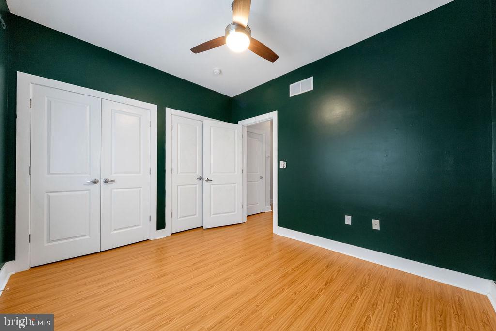 2312 E Sergeant St Property Photo 10
