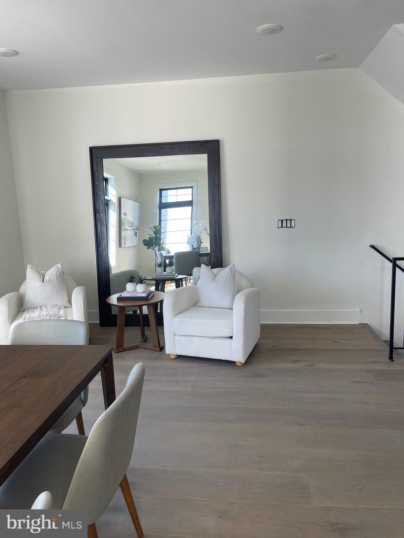 7519 R Ridge Property Photo 4