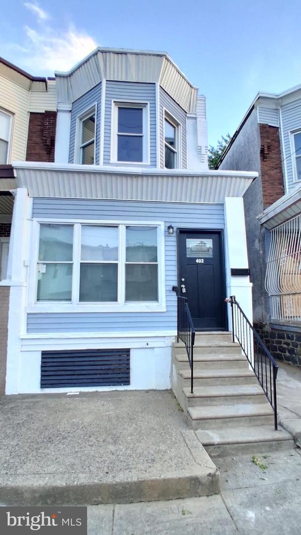 402 W Ruscomb St Property Photo 1