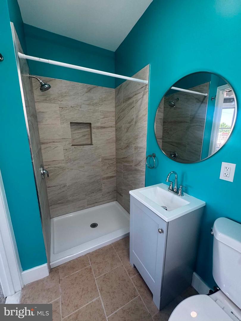 402 W Ruscomb St Property Photo 13