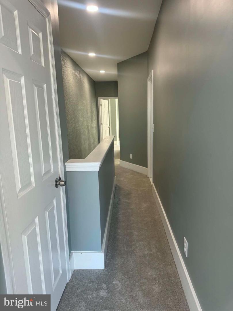 402 W Ruscomb St Property Photo 15