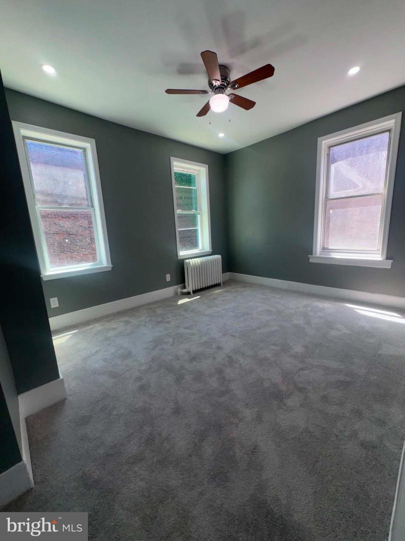 402 W Ruscomb St Property Photo 16