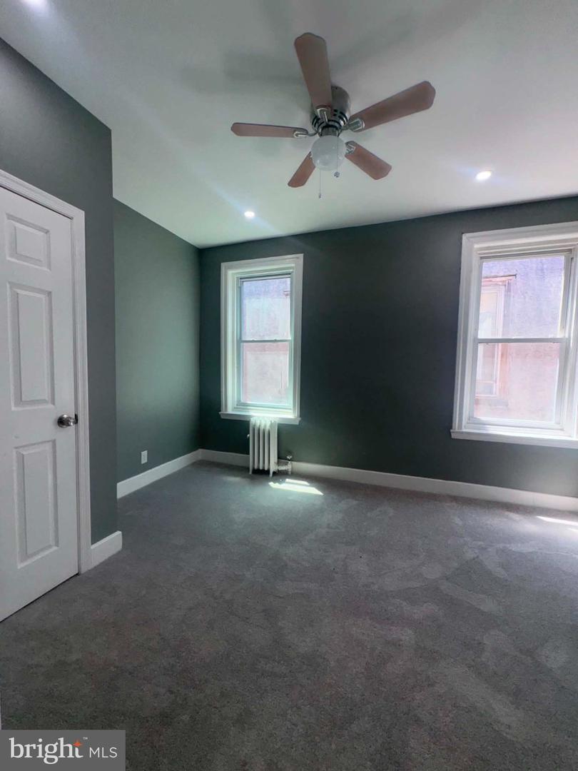 402 W Ruscomb St Property Photo 24