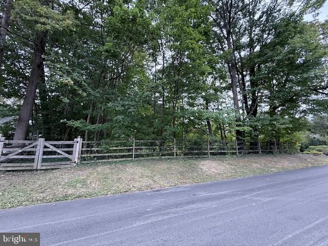 802 Westview St Property Photo 5