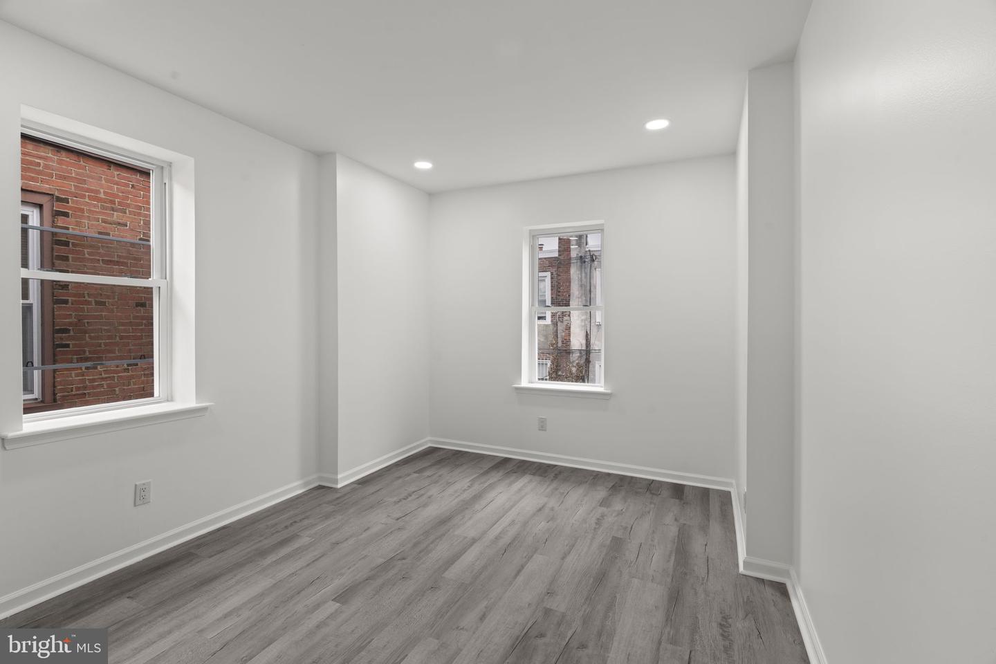 1010 S 51st St Property Photo 20