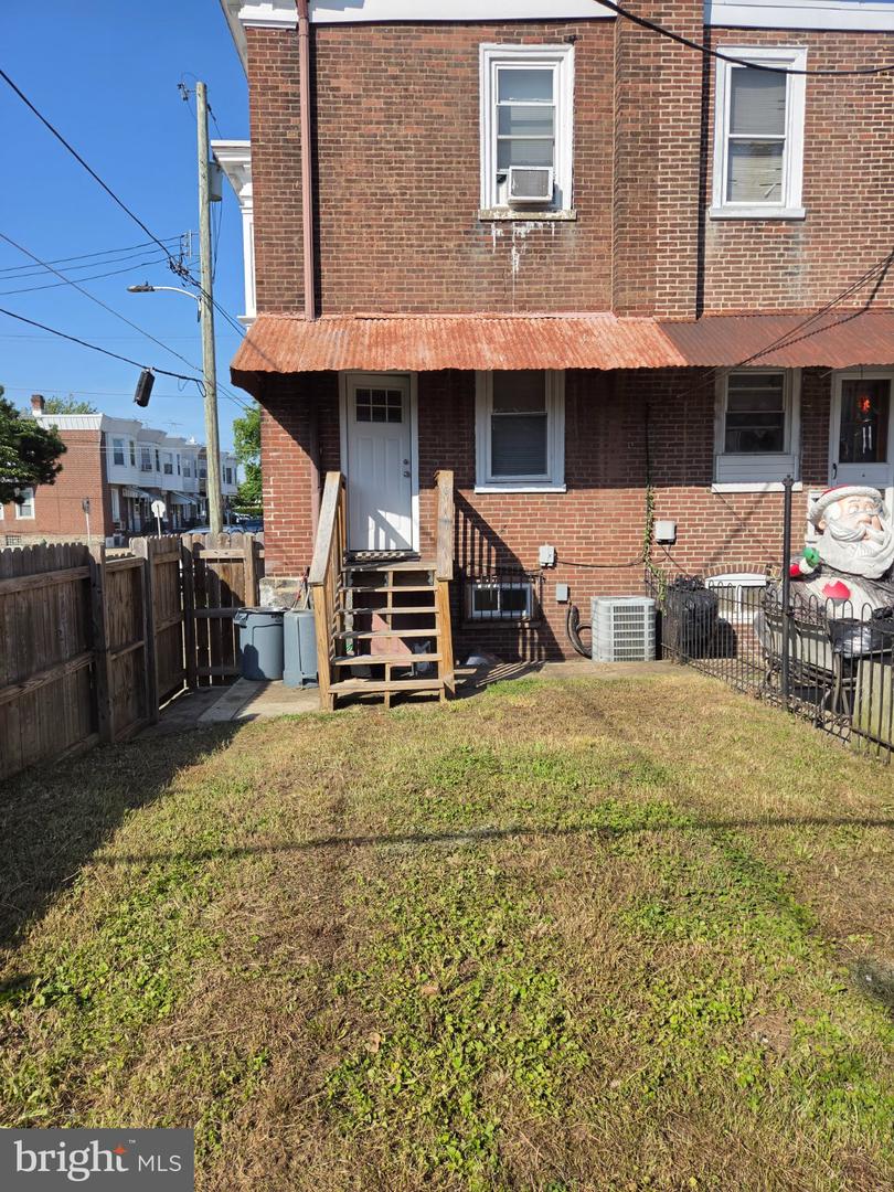 4400 Comly St Property Photo 11