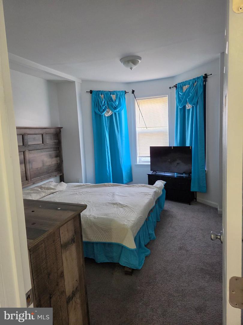 4400 Comly St Property Photo 16
