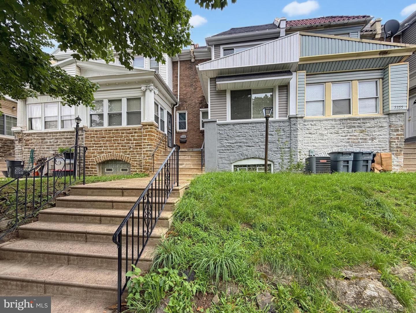 5357 N Sydenham St Property Photo 4
