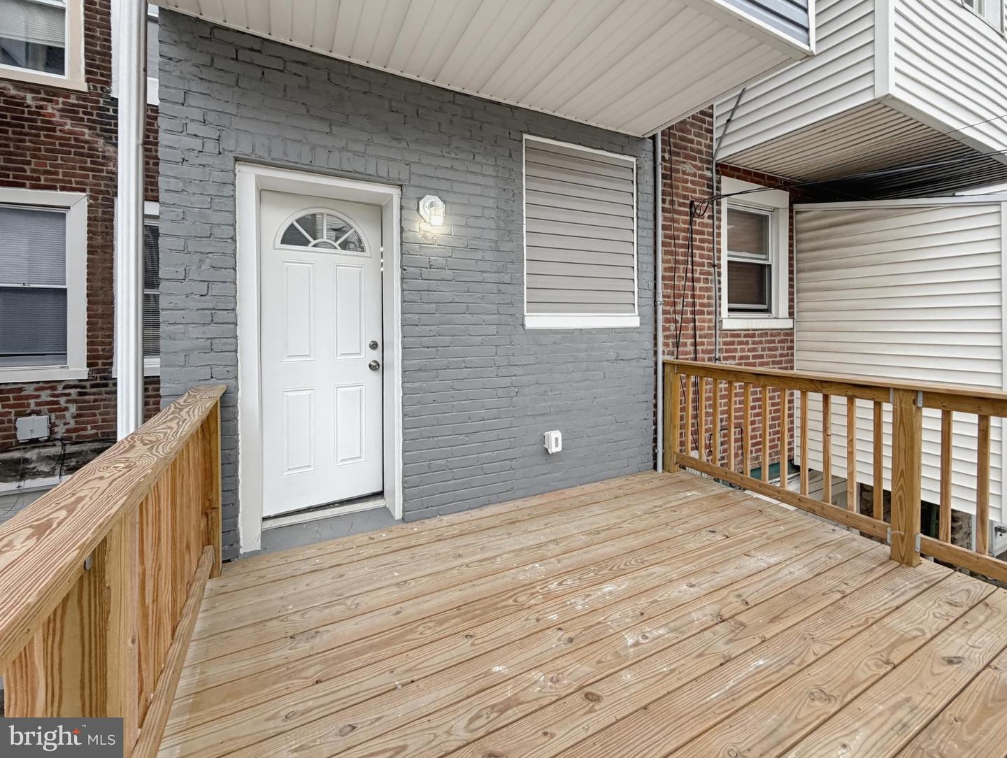 5357 N Sydenham St Property Photo 36