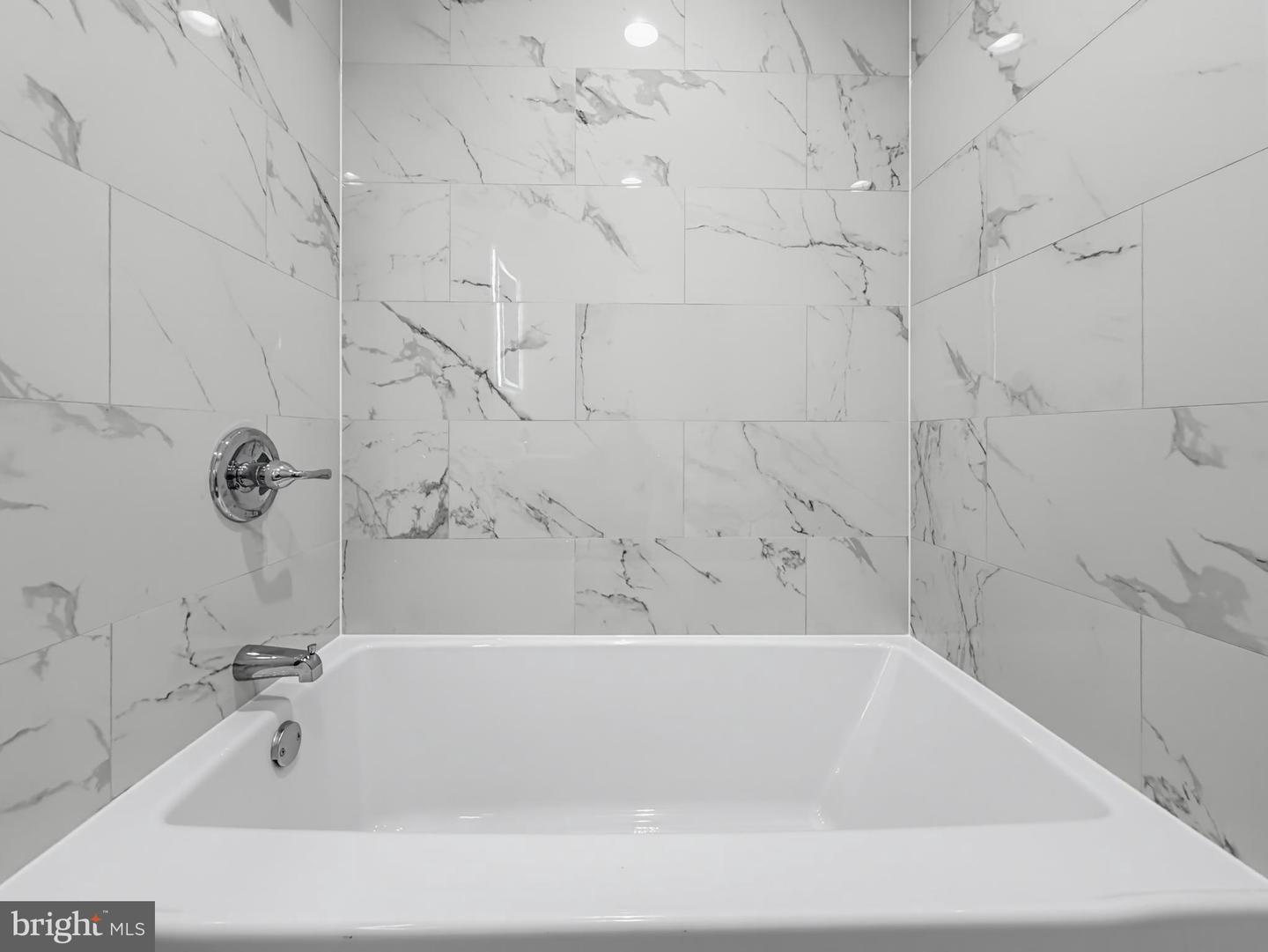 5357 N Sydenham St Property Photo 50
