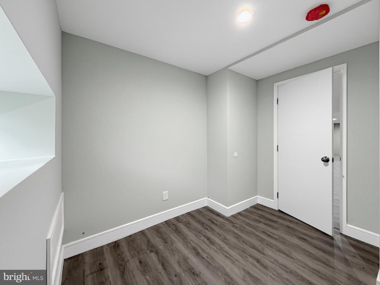 5357 N Sydenham St Property Photo 74