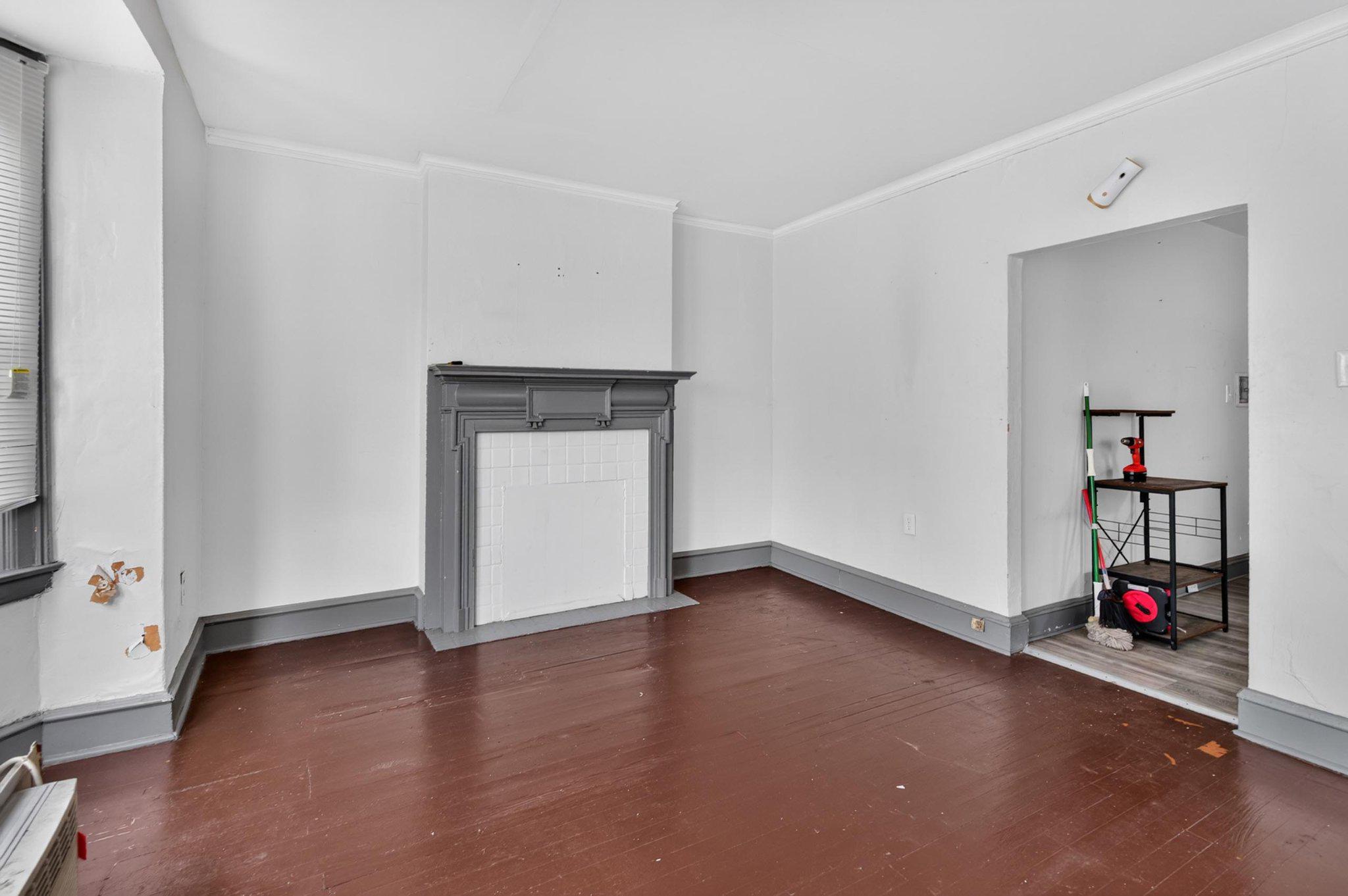 6130 Washington Ave Property Photo 14