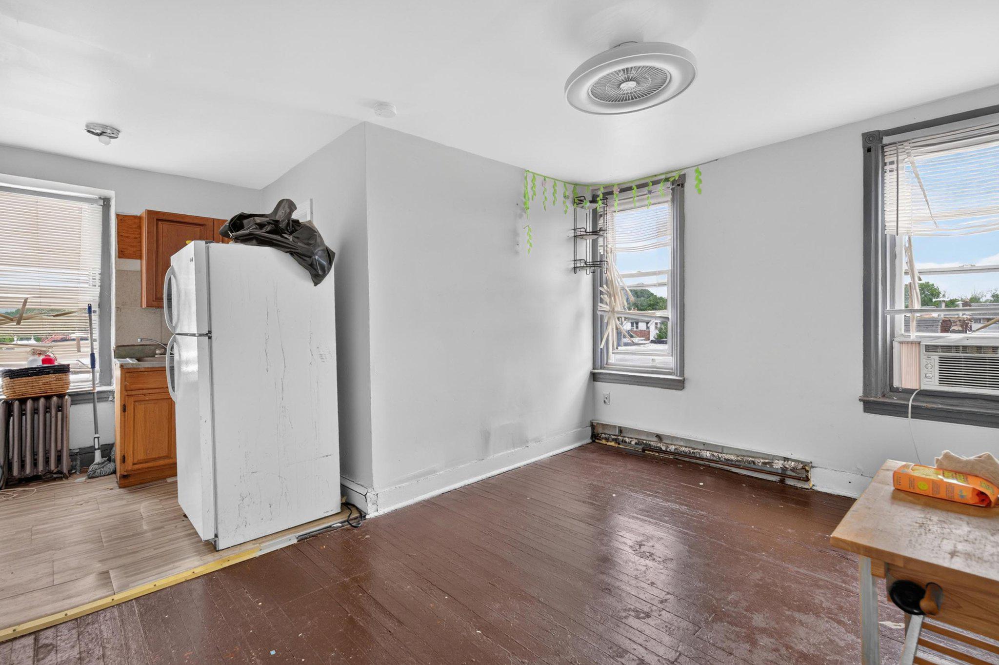 6130 Washington Ave Property Photo 30
