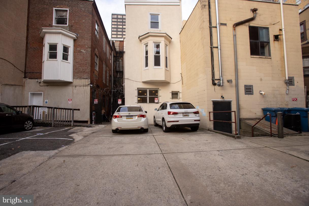 2008 Chestnut St Property Photo 9