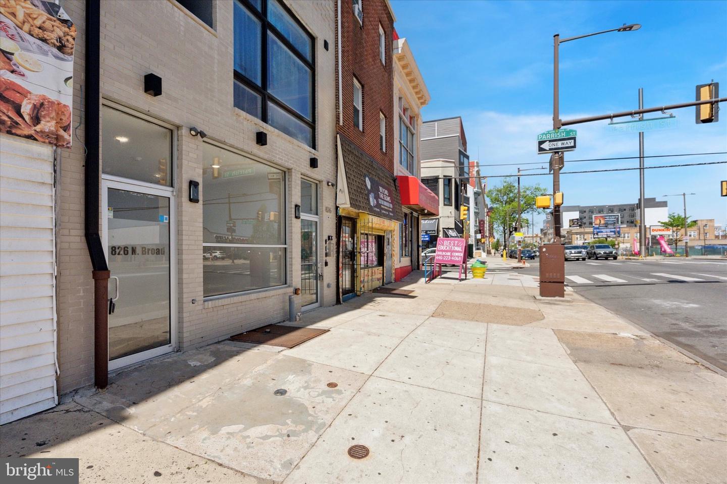 826-00 N Broad St Property Photo 2