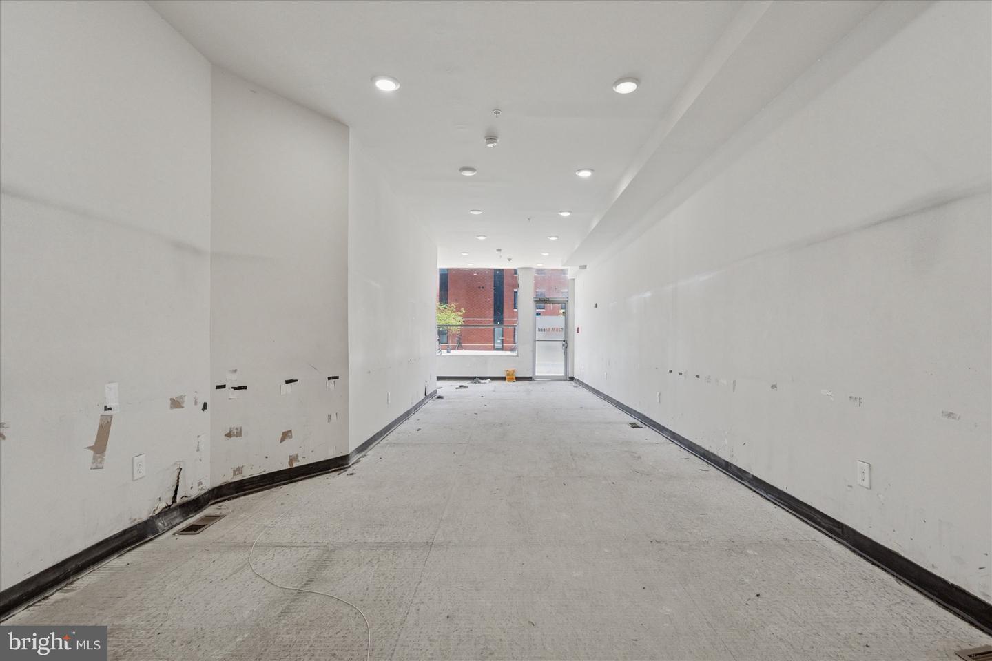 826-00 N Broad St Property Photo 7