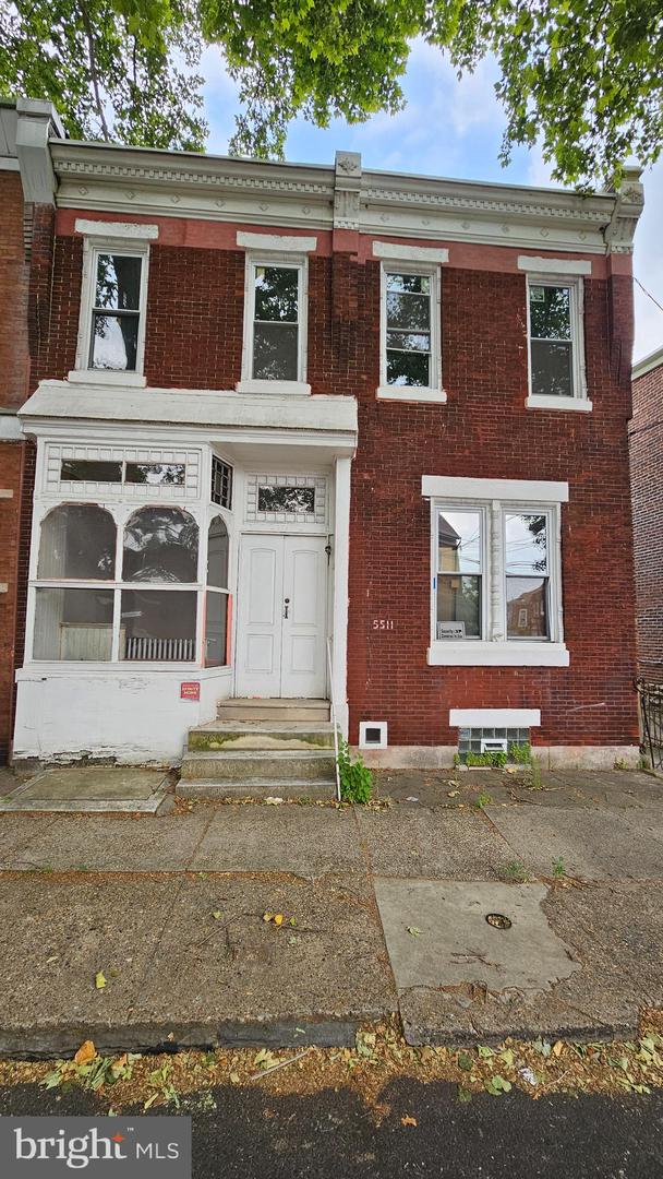 5511 N 2nd St Property Photo 1
