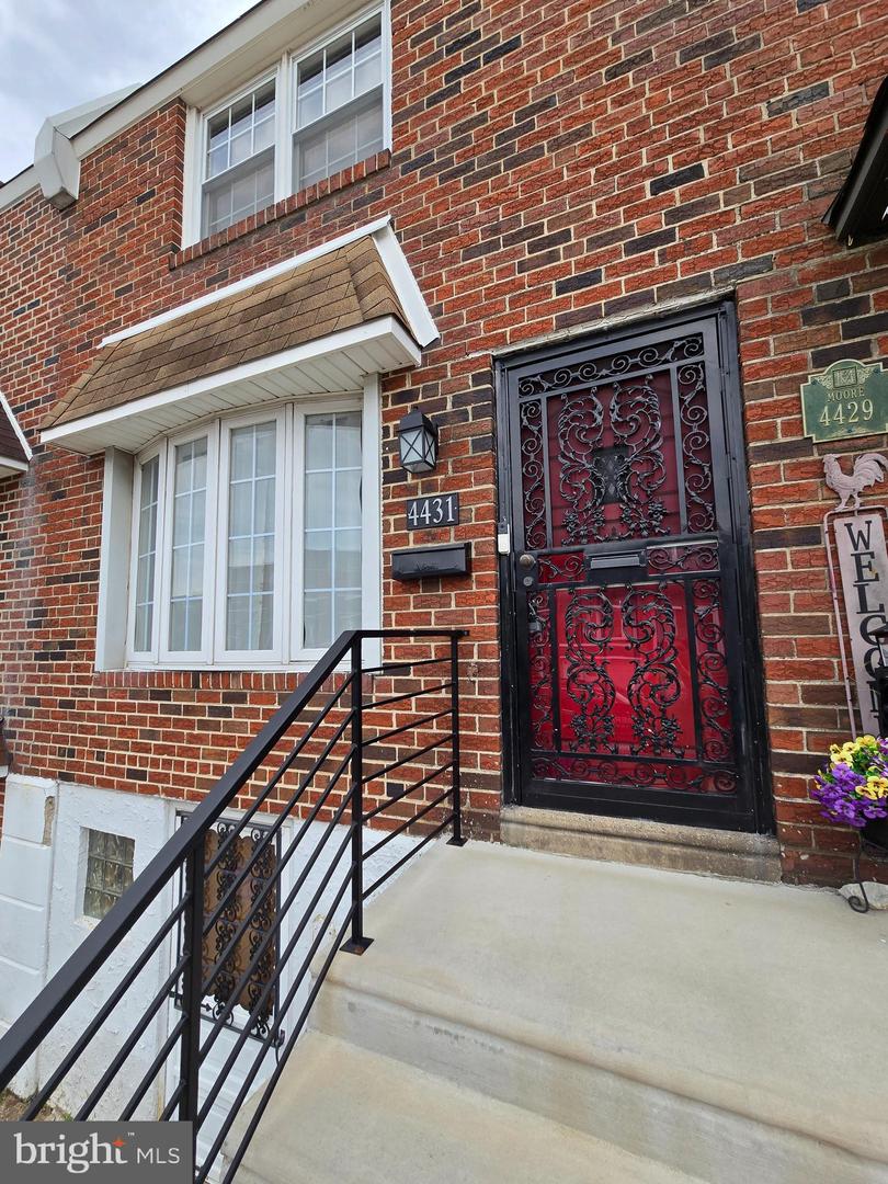 4431 Garden St Property Photo 1