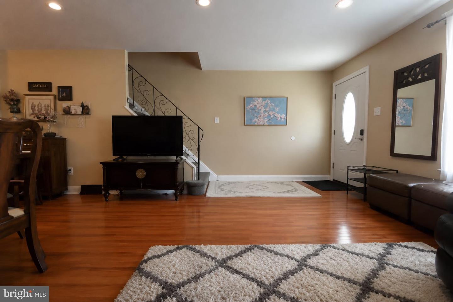 8018 Chelwynde Ave Property Photo 11