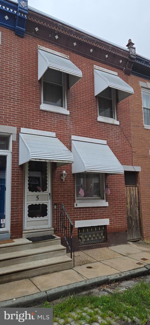 5 WILLIG AVE Property Photo 1