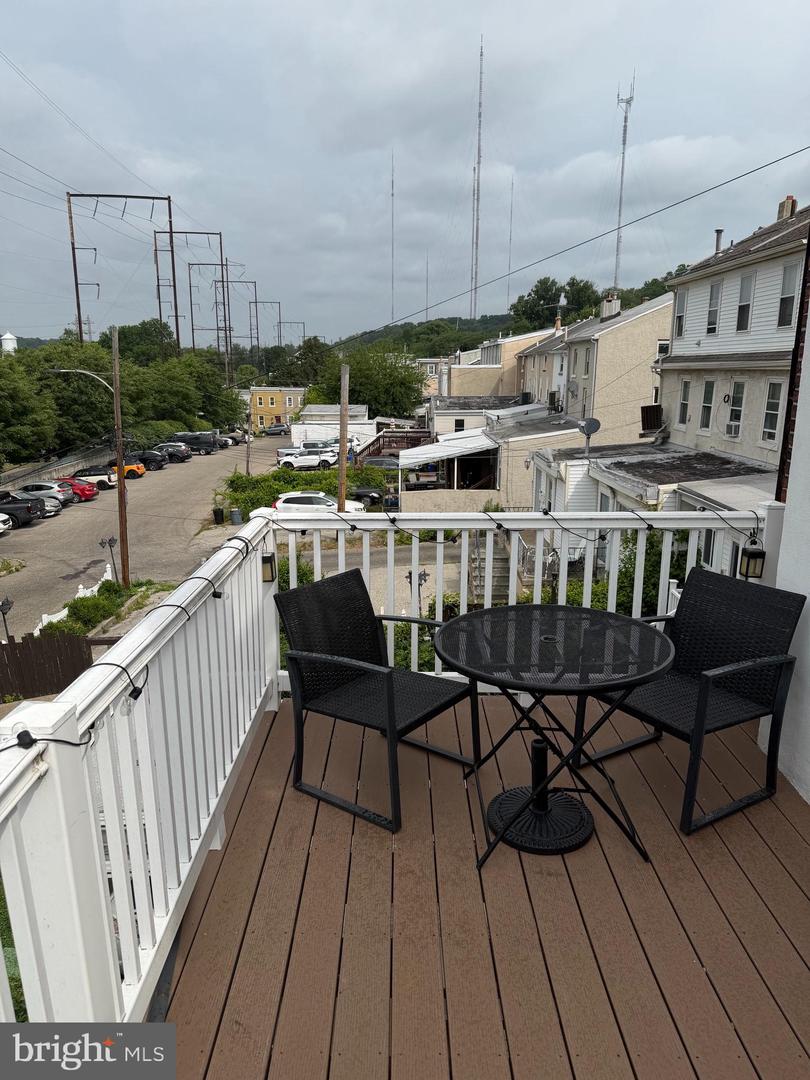 4654 Umbria St Property Photo 14