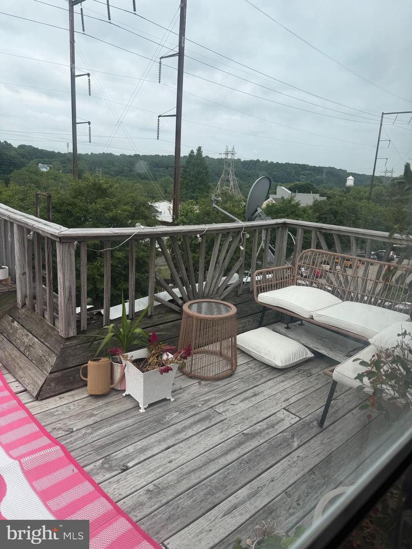 4654 Umbria St Property Photo 16
