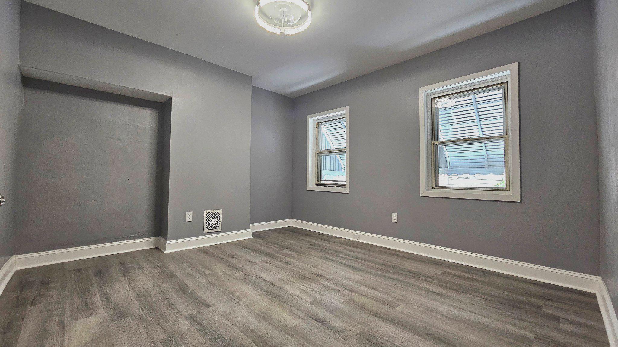 2411 N Lawrence St Property Photo 16