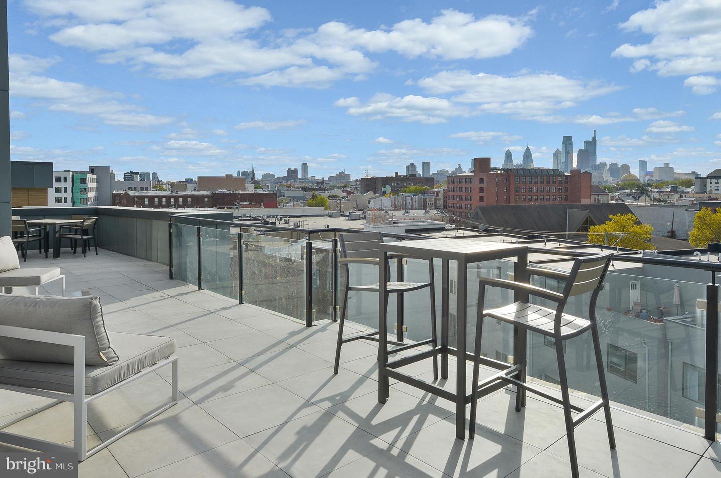 236 Thompson St #b402 Property Photo 48