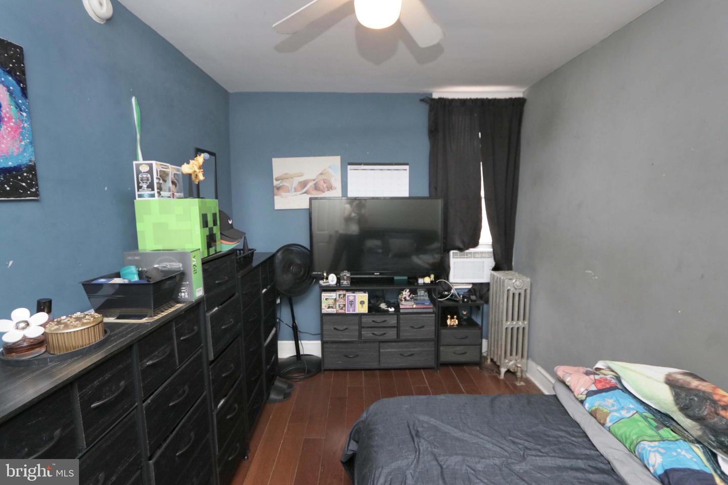 3910 Glendale St Property Photo 13